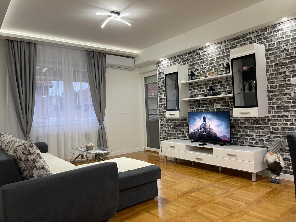 Apartman Mdb Szabadka Kültér fotó